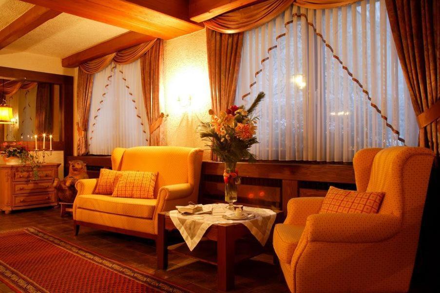 Hotel Schwarzwaldhof เอนซ์เคลิสแทร์เลอ ภายนอก รูปภาพ