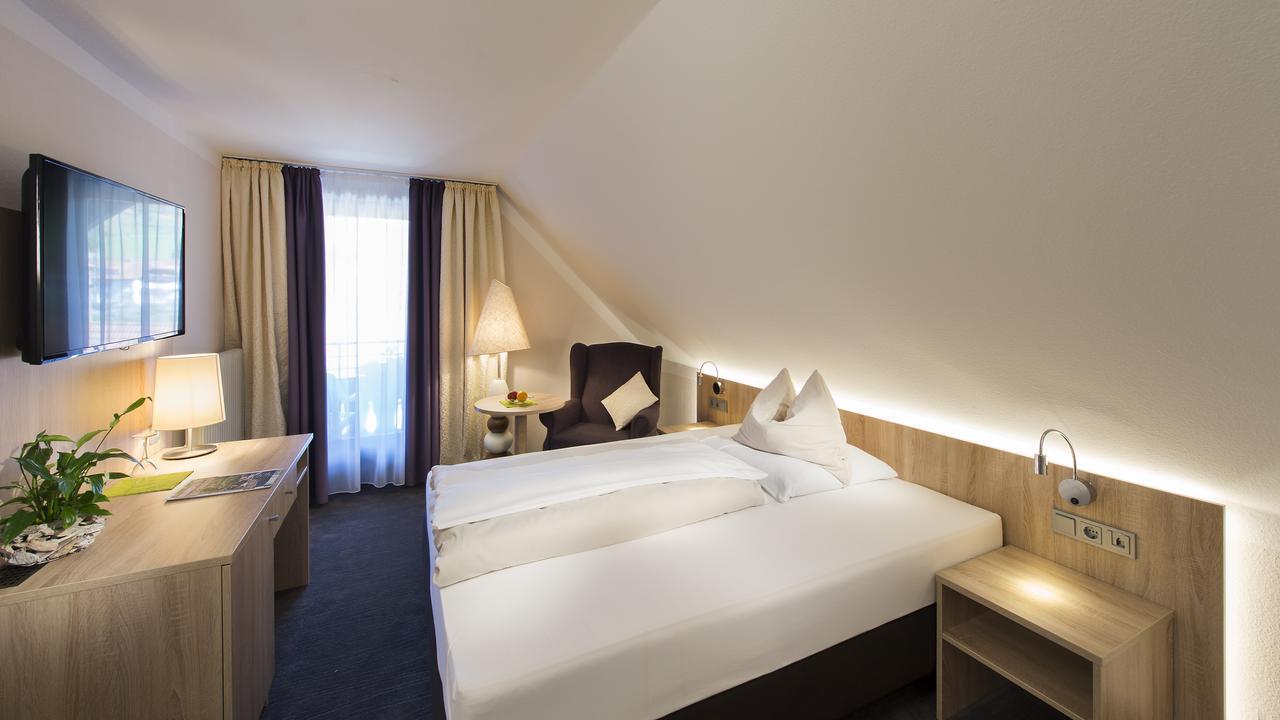 Hotel Schwarzwaldhof เอนซ์เคลิสแทร์เลอ ภายนอก รูปภาพ