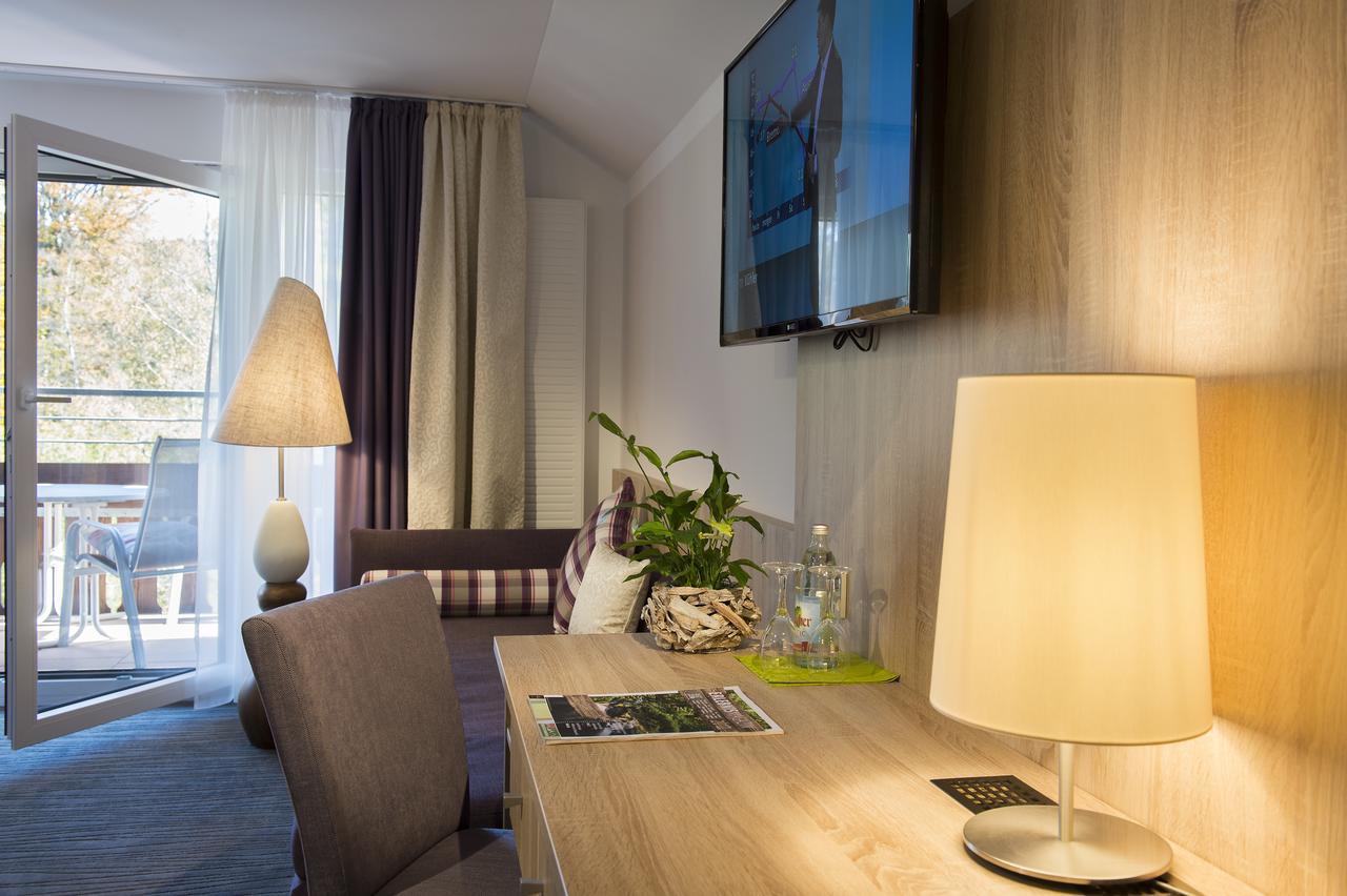 Hotel Schwarzwaldhof เอนซ์เคลิสแทร์เลอ ภายนอก รูปภาพ