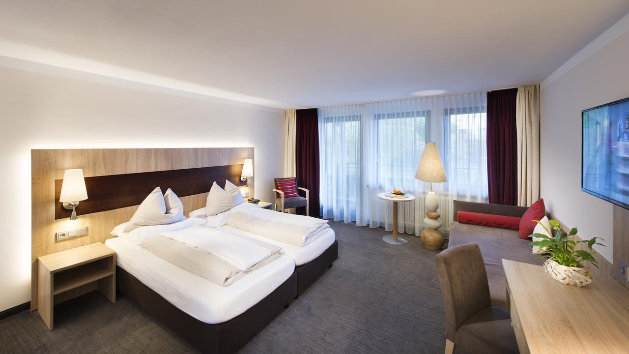 Hotel Schwarzwaldhof เอนซ์เคลิสแทร์เลอ ภายนอก รูปภาพ